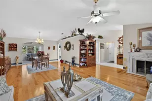 21526 King Henry Ave, Leesburg, FL 34748 - Photo 17