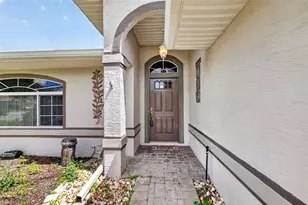 21526 King Henry Ave, Leesburg, FL 34748 - Photo 11