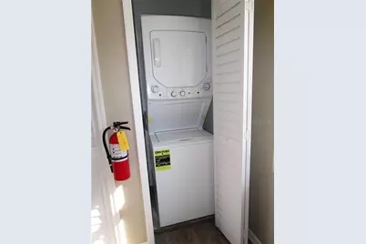 1002 E McDonald Avenue #5, Eustis, FL 32726 - Photo 7