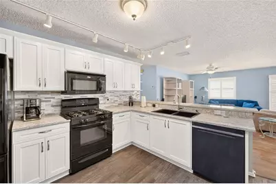 17458 SE 82nd Roslyn Court, The Villages, FL 32162 - Photo 19