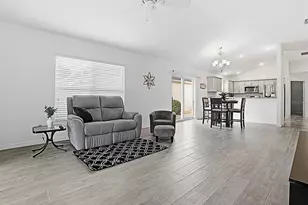 7380 SE 168th Dipietro Ln, The Villages, FL 32162 - Photo 11