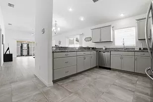 7380 SE 168th Dipietro Ln, The Villages, FL 32162 - Photo 3