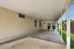 24631 Palmetto Dr, Leesburg, FL 34748 - Photo 25