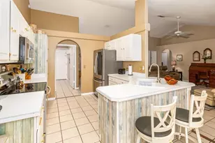 859 High Pointe Cir, Minneola, FL 34715 - Photo 11