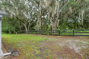 202 Juarez Way, The Villages, FL 32159 - Photo 35