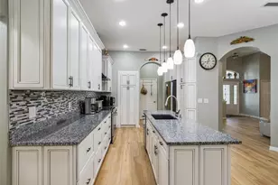 5602 Squires Dr, Leesburg, FL 34748 - Photo 11