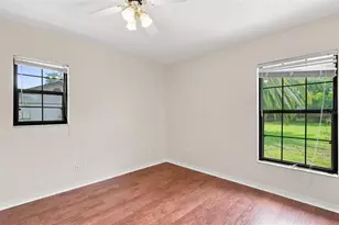 5250 Fredrick Rd, Fruitland Park, FL 34731 - Photo 21