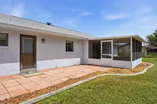 5250 Fredrick Rd, Fruitland Park, FL 34731 - Photo 33