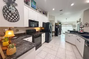 5090 Indian Ocean Loop, Tavares, FL 32778 - Photo 15