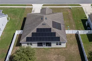 37102 Scenic Bluff Dr, Grand Island, FL 32735 - Photo 23