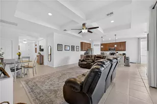 37102 Scenic Bluff Dr, Grand Island, FL 32735 - Photo 11