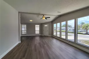 702 Turnberry Ln, Lady Lake, FL 32159 - Photo 3