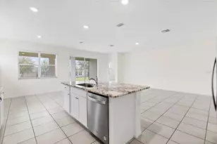 7926 Penrose Pl, Wildwood, FL 34785 - Photo 9