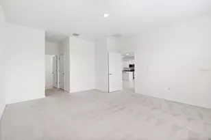7926 Penrose Pl, Wildwood, FL 34785 - Photo 17