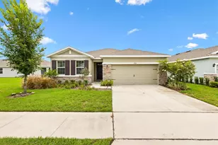 7926 Penrose Pl, Wildwood, FL 34785 - Photo 1