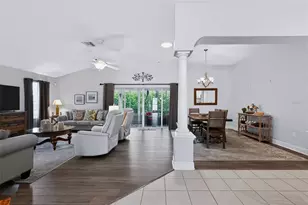 633 Cokesbury Dr, The Villages, FL 32162 - Photo 3