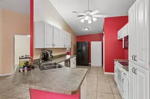 10752 Anna Belle Ave, Leesburg, FL 34788 - Photo 7