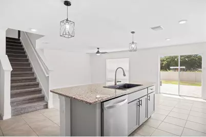 8673 Triumph Circle, Wildwood, FL 34785 - Photo 11