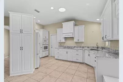1802 Puerto Bello Drive, The Villages, FL 32159 - Photo 15