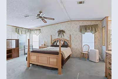 12655 SE 101st Court, Belleview, FL 34420 - Photo 11