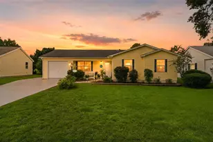 934 Orchid St, The Villages, FL 32159 - Photo 3