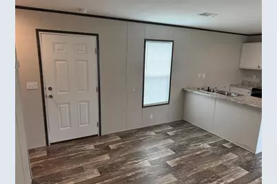 1129 NW 12th Lane, Lake Panasoffkee, FL 33538 - Photo 9