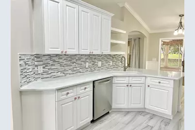 919 Camino Del Rey Drive, The Villages, FL 32159 - Photo 9