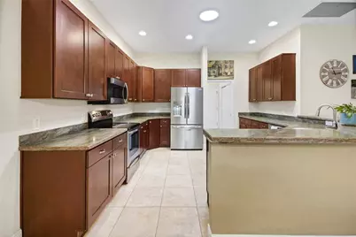 10033 Lake Miona Way, Oxford, FL 34484 - Photo 35