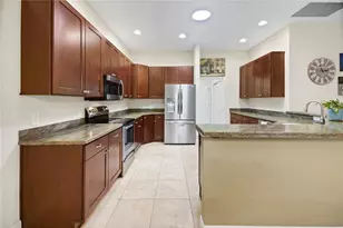 10033 Lake Miona Way, Oxford, FL 34484 - Photo 35