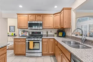 17601 SE 81st Timberwood Terrace, The Villages, FL 32162 - Photo 15