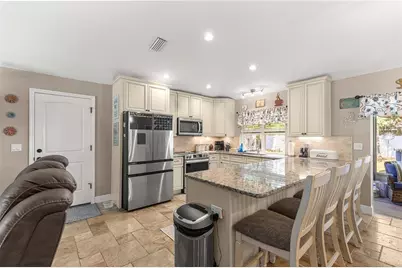 8883 SE 159th Place, Summerfield, FL 34491 - Photo 11