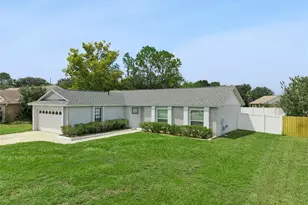 15512 Hidden Lake Cir, Clermont, FL 34711 - Photo 3