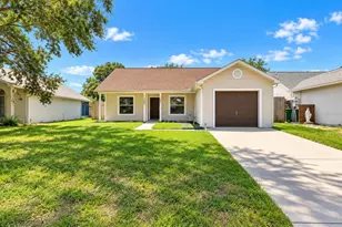 2657 Winchester Cir, Eustis, FL 32726 - Photo 1