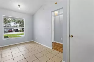 2657 Winchester Cir, Eustis, FL 32726 - Photo 11