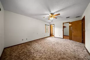 3561 W Hill Top Ln, Dunnellon, FL 34433 - Photo 17