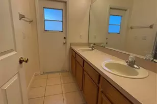 2911 Sweetspire Cir, Kissimmee, FL 34746 - Photo 29