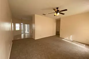 2911 Sweetspire Cir, Kissimmee, FL 34746 - Photo 15