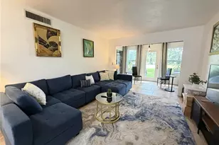 13103 Sandalwood Dr, Wildwood, FL 34785 - Photo 3