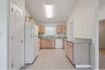 110 Twin Lake Circle, Umatilla, FL 32784 - Photo 13