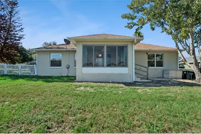 110 Twin Lake Circle, Umatilla, FL 32784 - Photo 29