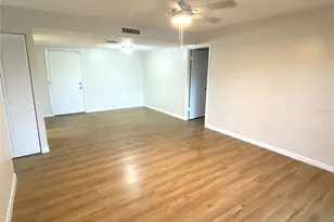 107 Lake Evelyn Dr, West Palm Beach, FL 33411 - Photo 7
