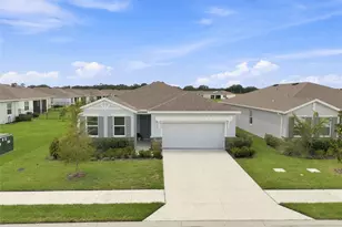 8552 Pinecrest Trl, Wildwood, FL 34785 - Photo 1
