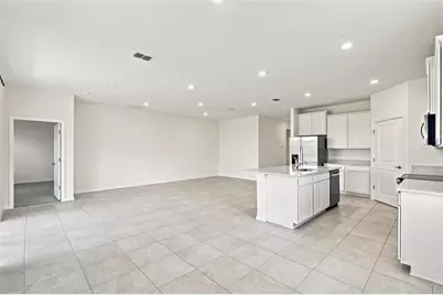8552 Pinecrest Trail, Wildwood, FL 34785 - Photo 9