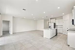 8552 Pinecrest Trl, Wildwood, FL 34785 - Photo 9