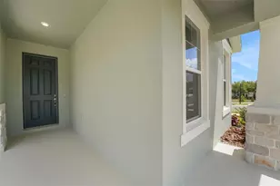35103 Tuscan Hill Rd, Dade City, FL 33525 - Photo 5