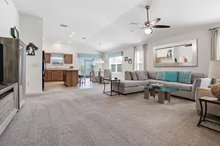 811 Clifford Ct, The Villages, FL 32163 - Photo 3