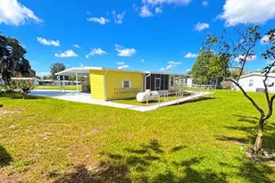 21 N Bobwhite Rd, Wildwood, FL 34785 - Photo 5