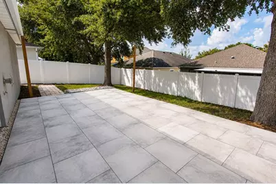 2257 Martins Run, Tavares, FL 32778 - Photo 7