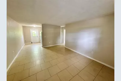 2100 South Street #C, Leesburg, FL 34748 - Photo 3