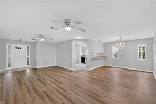 822 Dundee Cir, Leesburg, FL 34788 - Photo 9